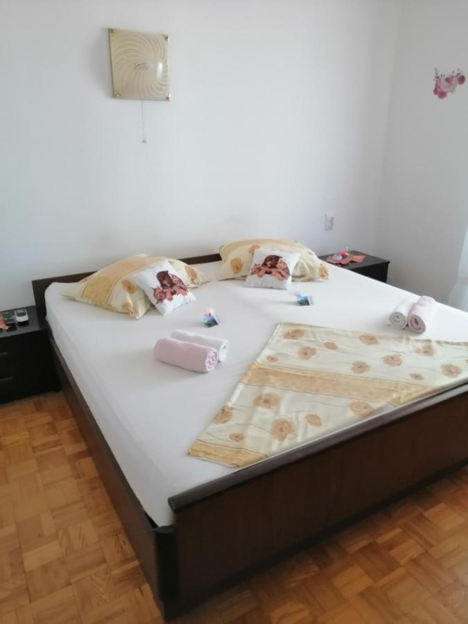 Sobe Apartma Galic Hotell Novi Vinodolski Eksteriør bilde